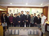 Prof. Fung Kwok-pui (5th from left), head of United College; Prof. Joseph Sung (5th from right), head of Shaw College; and other College’s representatives meets with the delegation from Chu Kochen Honors College of Zhejiang University